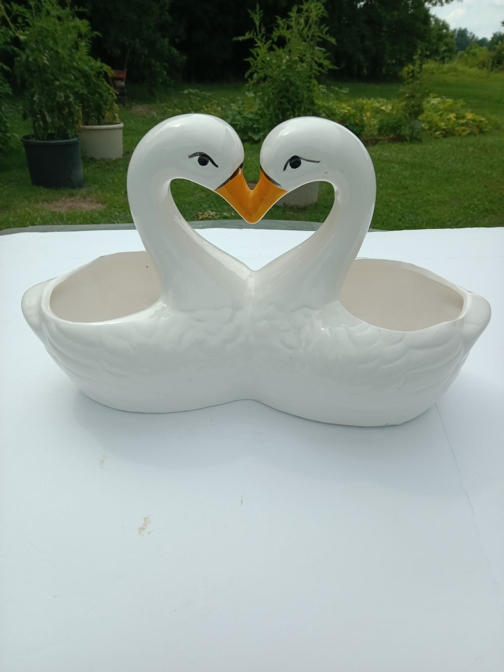White Ceramic Double Swan Planter with Heart Neck Detail